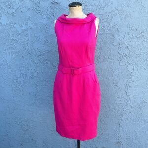 Vintage Pink Sheath dress Small Size 6 Mid Century Style Casual Business